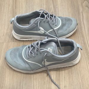 Nike Air Max Theo Runners